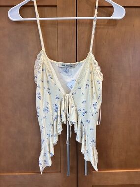 NWT Urban Outfitters tie front Cami